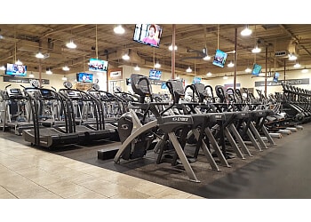 My Health Club: Your Go-To Fitness Center in Santa Ana